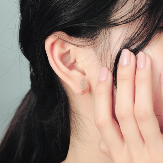 北京仓｜Kiss the Frog－呆萌鱼情侣 耳钉［希腊设计师］ 商品图0