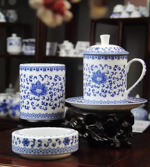 景德镇 陶瓷 国瓷红叶 4头文具青花满莲 商品图0