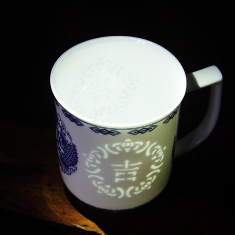 景德镇 陶瓷 国瓷红叶 玉兰（玲珑）单杯 商品图1