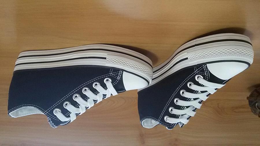 环球厚底内增高底帮显瘦款,女时尚布鞋.美鞋孑