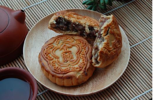 昆明梅花牌冠生园月饼三种口味任选十个起售包邮100g个