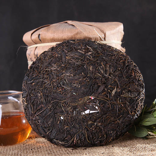 【传世老茶】吉顺号干仓老茶 2010年易武正山七子饼生茶357g 买3送1 商品图2