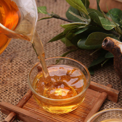 【传世老茶】吉顺号干仓老茶 2010年易武正山七子饼生茶357g 买3送1 商品图3