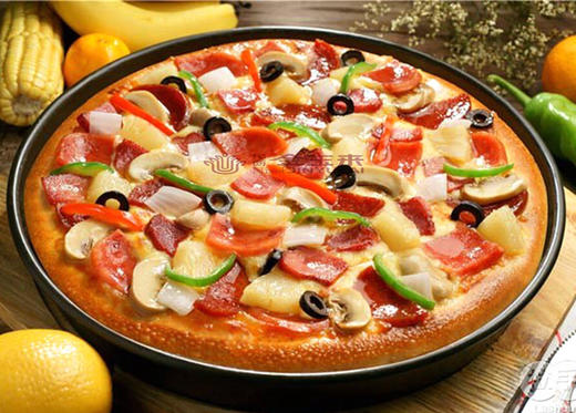 意式蔬菜火腿披萨图片