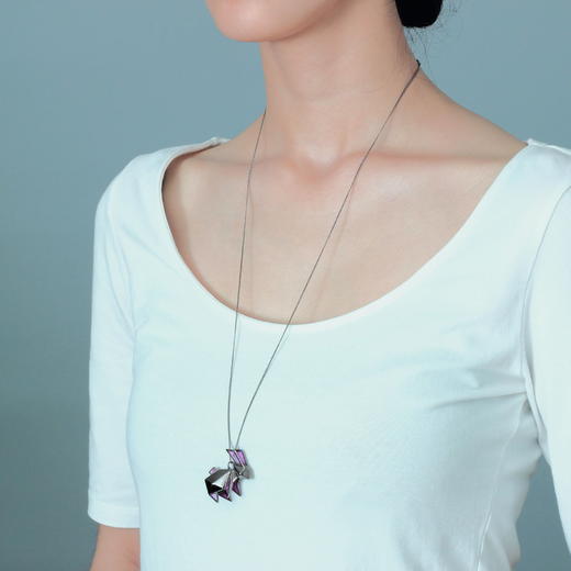 qwe｜Origami－枪灰色折纸小兔王 项链（大号）［法国设计师］ 商品图1