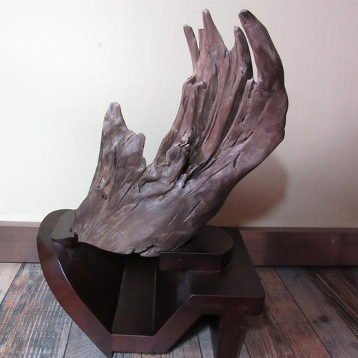 红椿千年古木舞动激情原木摆件