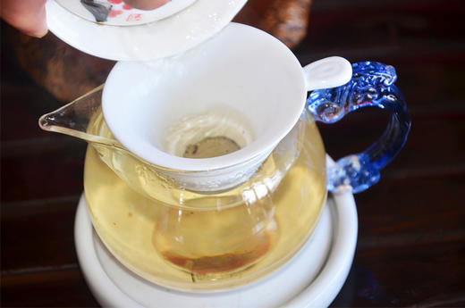2015年曼糯古树茶纯料散茶 商品图4