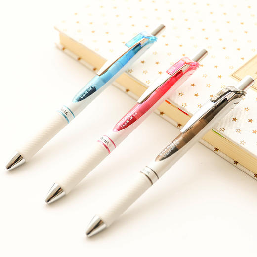 日本文具pentel派通中性笔红蓝黑三色笔芯考试笔水笔05mm签字笔