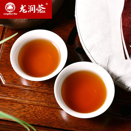 1111230011132400买一送一龙润茶花样年华熟茶357g普洱茶饼