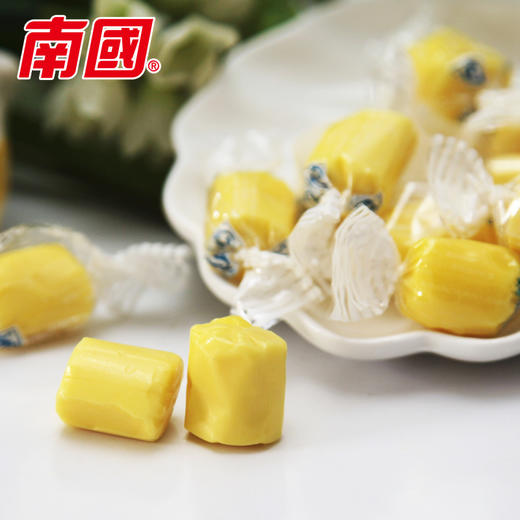 【专区300-200】南国食品 特浓榴莲糖82g 商品图3