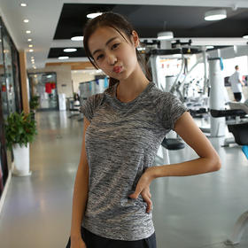 【运动服】段染跑步瑜伽健身服运动短袖T恤女夏季速干健身衣