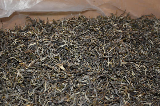 2024年头春邦东古树茶纯料私人高端定制620元/公斤 商品图3