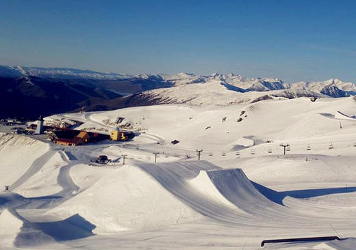 新西兰9日滑雪主题之旅 2016年7月30日 2016年7月30日-8月7日皇后镇Oaks Club酒店（4星）往返机票+7晚酒店住宿+专车接送+保险 商品图1