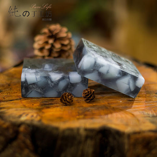 【純妧手工坊】控油收缩毛孔~彻底清洁~改善粉刺~雪松精油手工皂 商品图3
