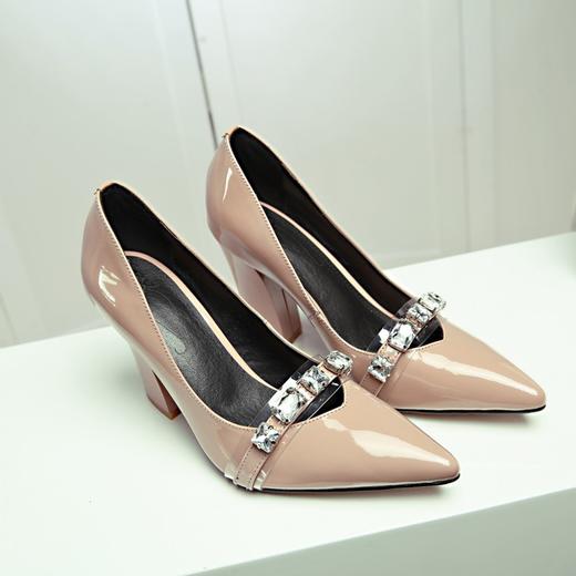 女鞋时尚粗高跟尖头女鞋女式单鞋春秋水钻鞋