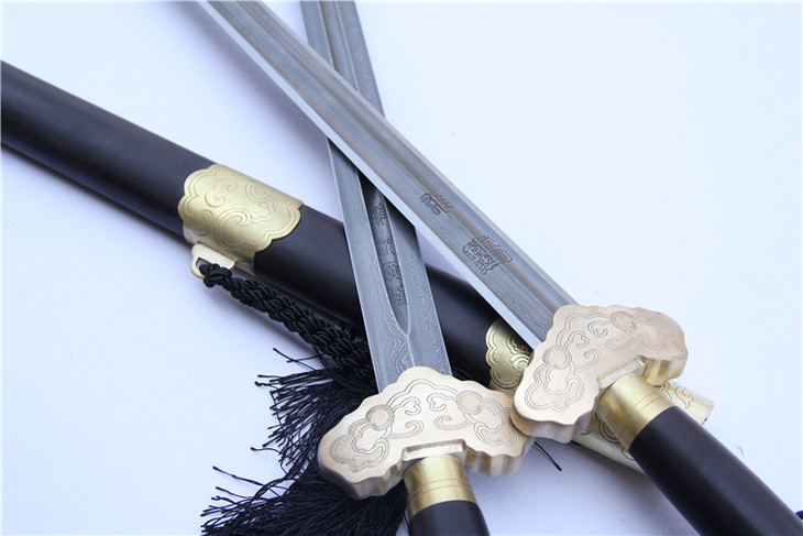 刻花雌雄双剑 武术太极双剑 龙泉沈广隆剑铺宝剑 收藏镇宅宝剑 sgl