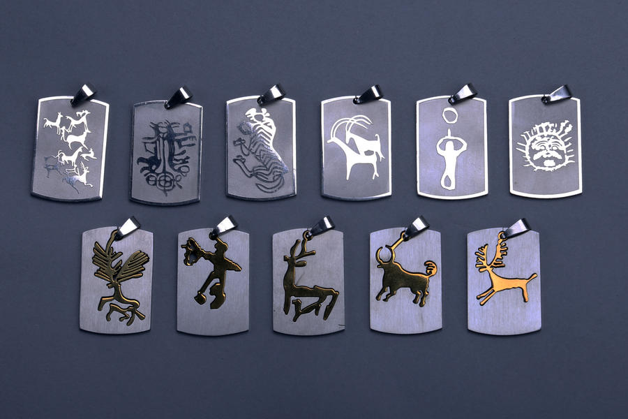 内博文创〗阴山岩画系列饰牌