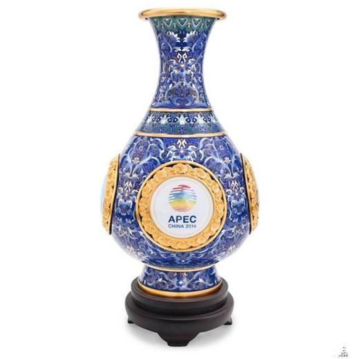 apec国礼四海升平景泰蓝赏瓶典藏版