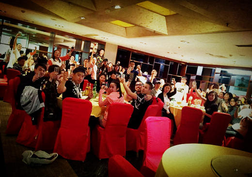 【2018年第四期】绍兴乔波2日滑雪训练营 2018年4月29日 2018年4月29日-4月30日单人房绍兴乔波冰雪世界（住宿+雪票） 商品图2