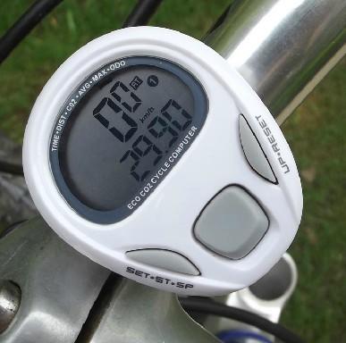 【骑行装备】。自行车码表 防水码表 自行车里程表 二氧化碳计步器 骑行装备码表 商品图2