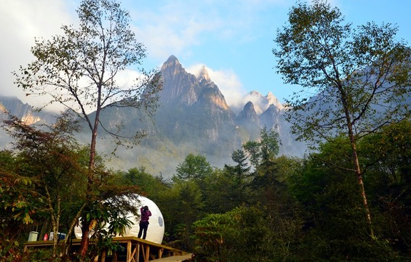 【甘孜燕子沟-星空气泡酒店】住气泡酒店星空房,体验超梦幻气泡酒店!