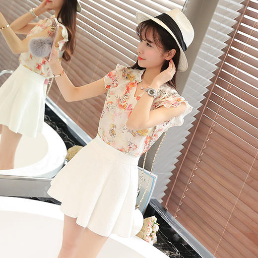 【服饰鞋包】夏季新款 韩版修身显瘦时尚连衣裙小香风两件套蕾丝套装裙 商品图1