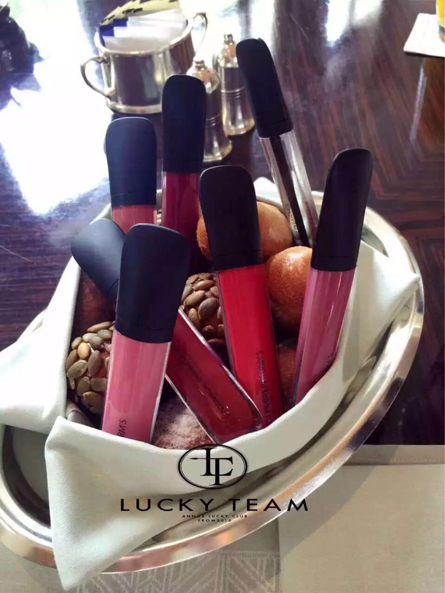 inglemirepharm's 英树植物丝绒璀璨唇釉