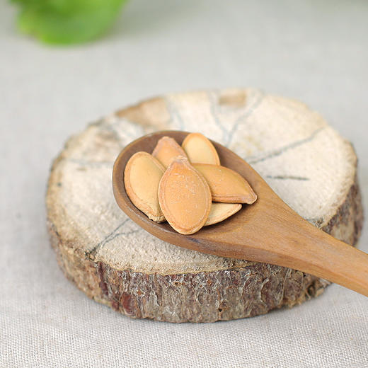 旭东30袋盒装椒盐味南瓜子百里挑一休闲零食坚果炒货年货厂家直供 商品图3