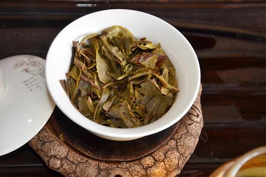 2014年布朗山普洱生茶，净重量357克 商品图6