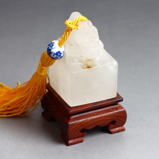 特价促销青海昆仑冻石鳌龙方章配锦盒303047