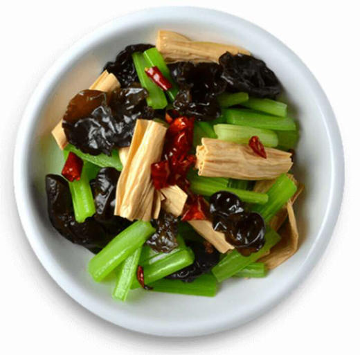 芹菜木耳拌腐竹一进入炎热的夏季就想把一切变的越简单越好饮食也是一