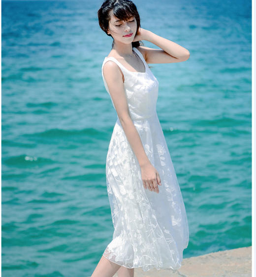 （连衣裙）。小清新甜美蕾丝白色连衣裙唯美修身气质沙滩夏长裙大摆A字 商品图2