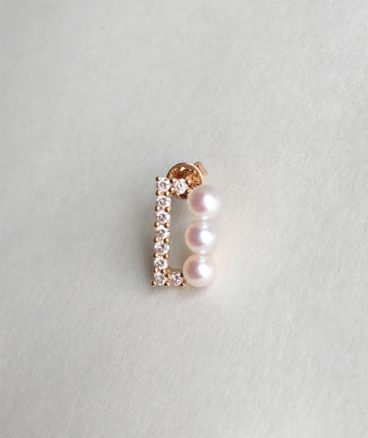 CHIC系列 18K钻石和Akoya珍珠耳环 商品图1