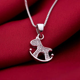 （首饰）925纯银项链 女士 镶钻可爱小马吊坠 韩版时尚锁骨短款盒子项链