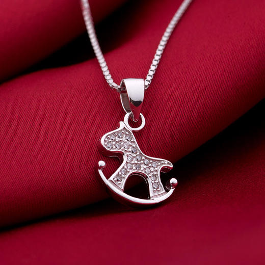 （首饰）925纯银项链 女士 镶钻可爱小马吊坠 韩版时尚锁骨短款盒子项链 商品图0