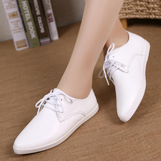 【服饰鞋包】低帮韩版 小白鞋女尖头系带舒适透气乐福鞋潮女鞋 商品图2