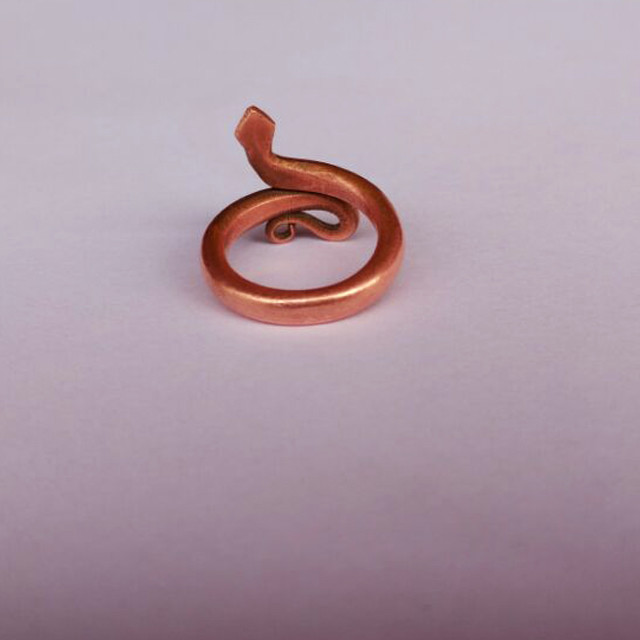 预售isha印度瑜伽中心铜制蛇戒在isha印度瑜伽中心经过圣化的铜制蛇戒