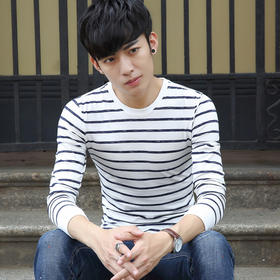 【服饰鞋包】男士长袖T恤 新款潮流时尚修身经典百搭气质透气条纹T恤男