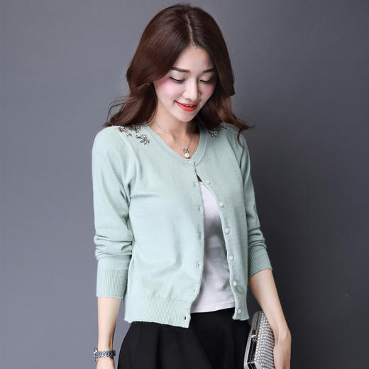【外套女】秋季新款女装 长袖短款针织开衫 韩版单排扣针织衫女式 商品图1