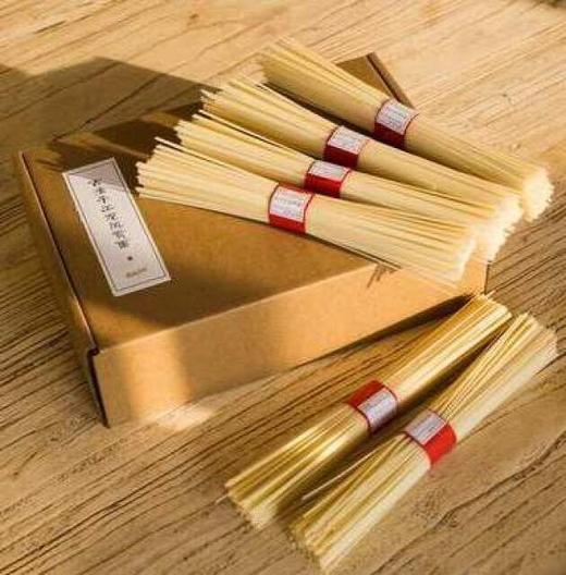远谷手工龙凤贡面300g 商品图0