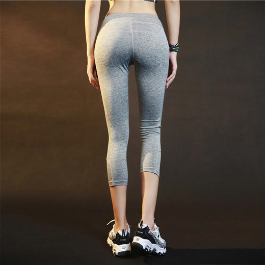 跑步指南 女子紧身速干排汗健身七分裤 商品图0