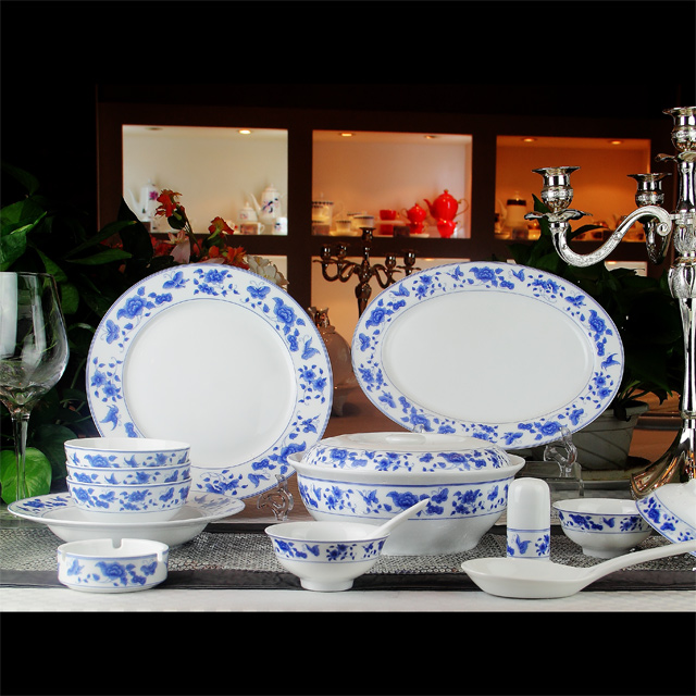 景德镇 陶瓷 国瓷红叶 46头釉中彩蝶语花香中餐具