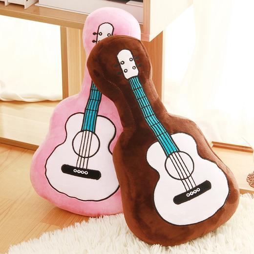 【抱枕】。可爱创意靠枕吉他抱枕毛绒玩具办公室靠垫送女生生日礼物腰垫 商品图0