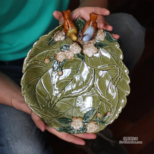 【家居摆件】。创意外贸高温彩色陶瓷家居工艺装饰品摆件 叶子小鸟陶瓷果盘 商品图0