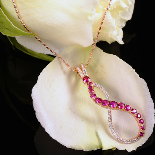 「无限」红宝石钻石吊坠 商品图0