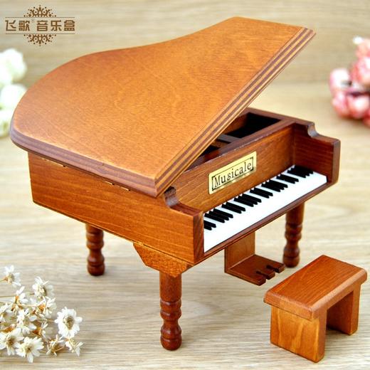 【音乐盒】。飞歌 实木仿真三角钢琴音乐盒 木质八音盒 天空之城 商品图0