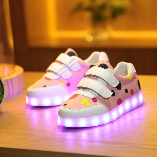 【童鞋】新款儿童鞋大童发光鞋7彩灯USB充电LED闪光小孩亮灯荧光板鞋 商品图0