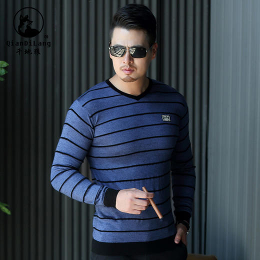 【服饰鞋包】秋季新款中年男式T恤V领纯底条纹长袖t恤纯棉商务时尚男装 商品图0
