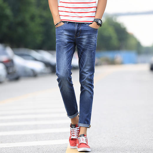 【服饰鞋包】新款男式牛仔裤 韩版修身直筒牛仔九分裤男 青年百搭款 商品图0