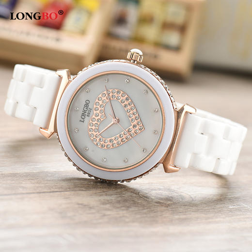 【手表】防水石英女手表韩版心形字面白色陶瓷女士手表 商品图0